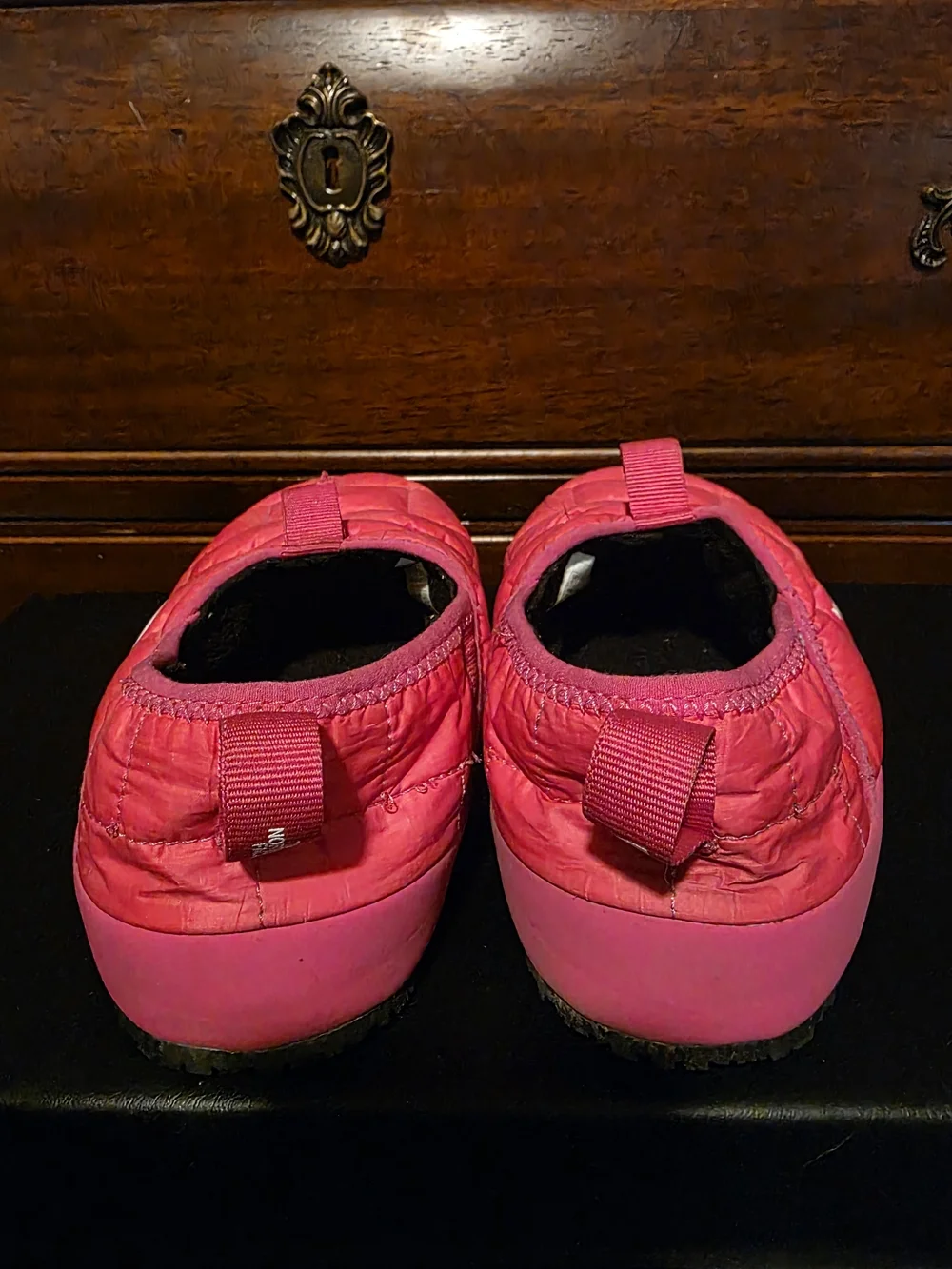 The North Face Kids Pink Quilted Slip-On Puff Slippers
